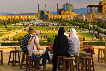 آمار گردشگری ایران ۱۴۰۰ | ۷۰ درصد خانوادههای ایرانی سفر نرفتهاند