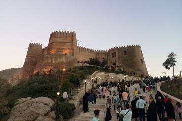 این اماکن و جاذبهها روز ۱۳ فروردین تعطیل است
