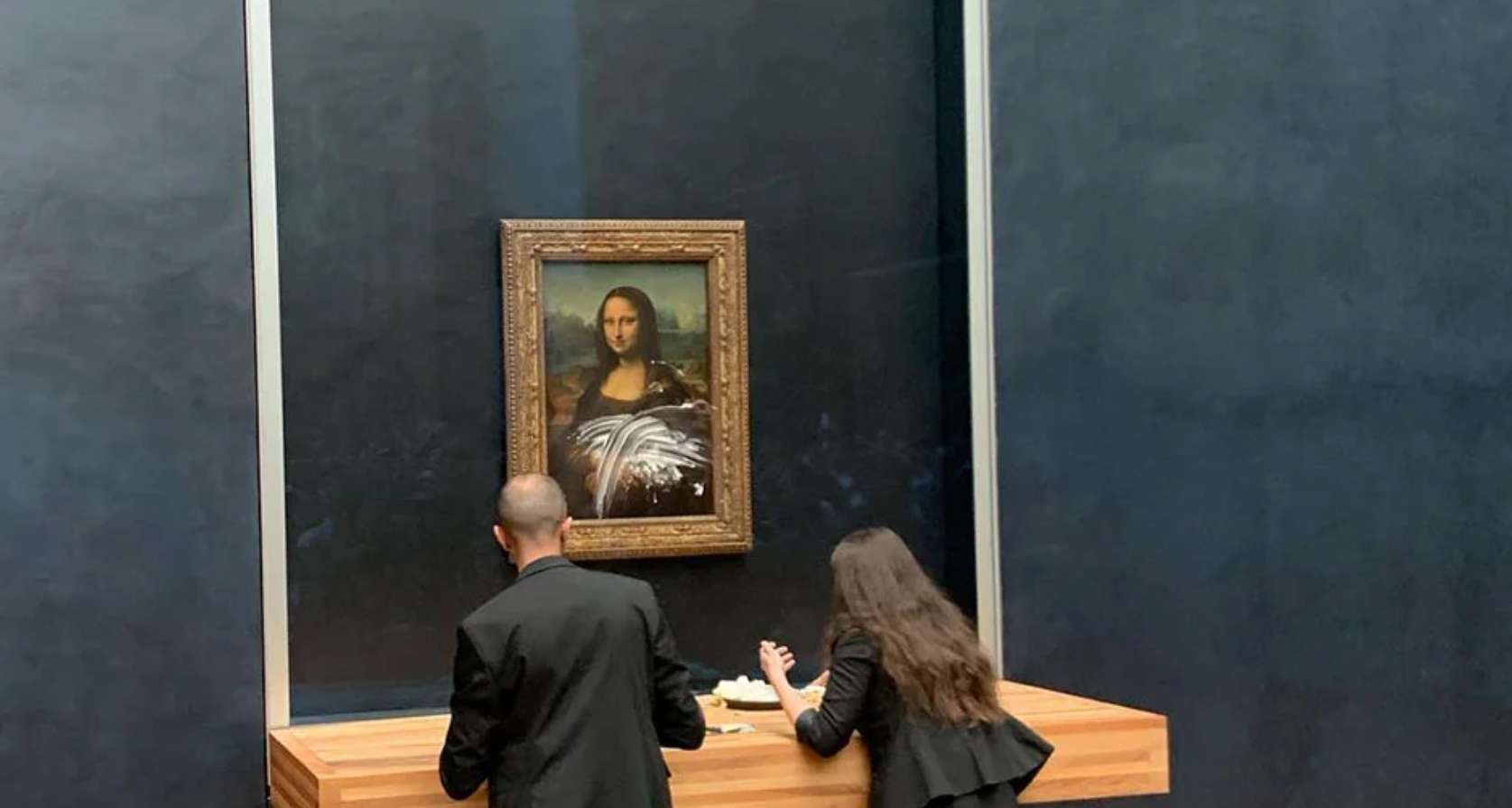 «مونالیزا» بخاطر زمین، کیکی شد!