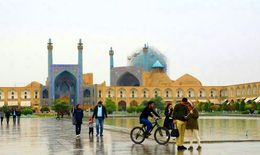 گرانی ۶۰۰ درصدی هتل و رستوران | مردم قید تفریح را می‌زنند