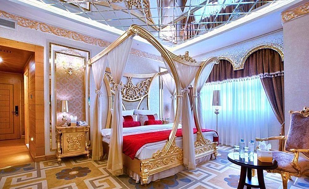 اقامت در هتل قصر طلایی یا هتل الماس ۲ مشهد؟