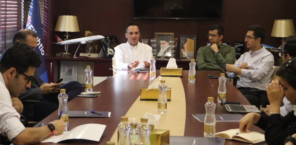 استفاده از هوش مصنوعی در خدمات پشتیبانی «فلایتیو»