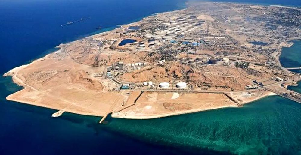 هر ایرانی، یک خانه در جزیره ابوموسی!