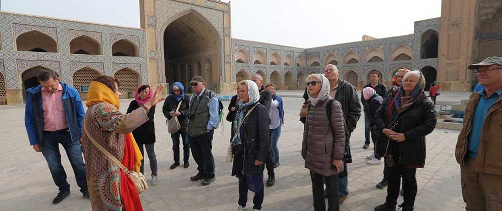 مشکل بیمه راهنمایان گردشگری برای همیشه حل شد