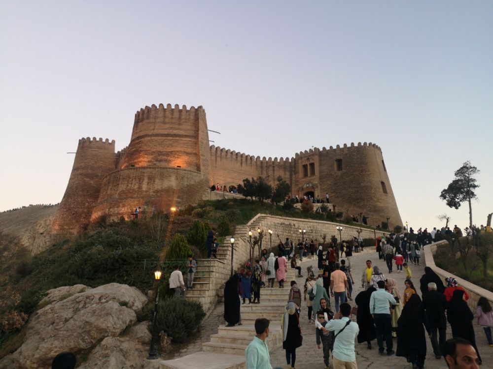 این اماکن و جاذبه‌ها روز ۱۳ فروردین تعطیل است