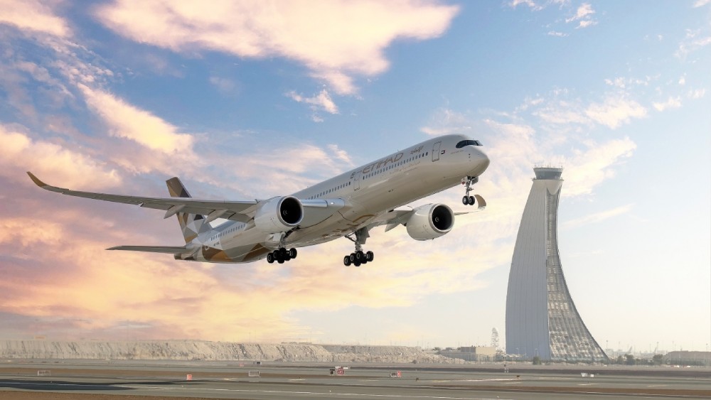 پرواز روزانه هواپیمایی اتحاد بین ابوظبی و بوستون