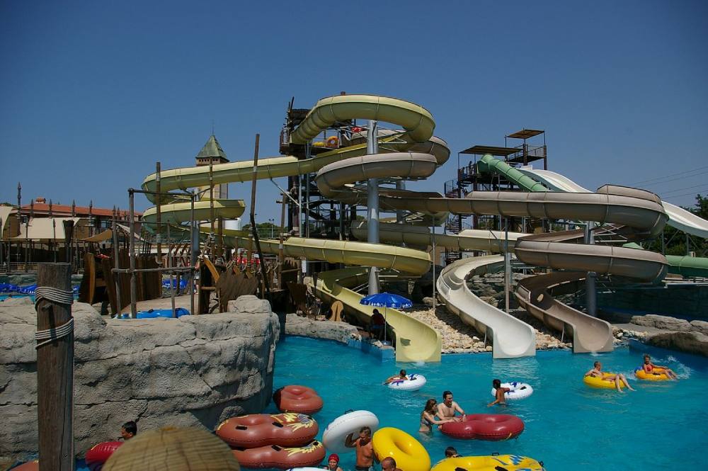 بهترین هتل های آنتالیا با پارک آبی