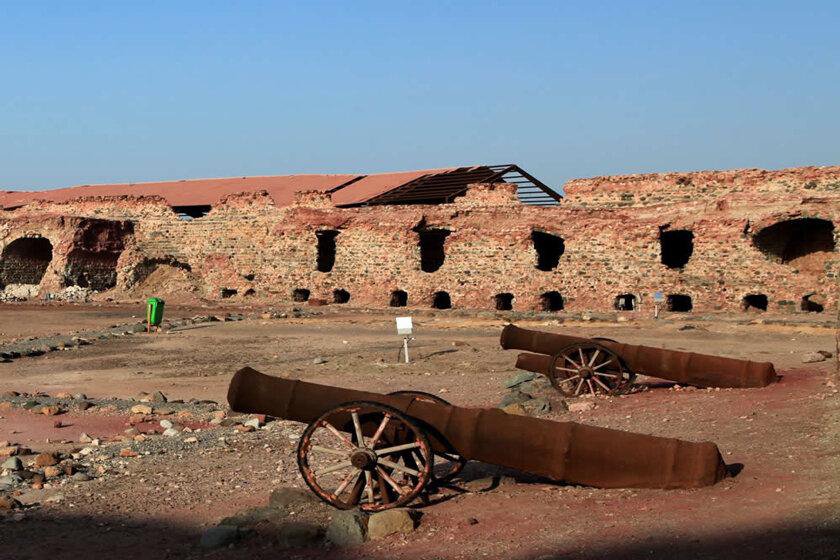 بهترین جاذبه‌های گردشگری قشم در فصل بهار - قلعه پرتغالی ها