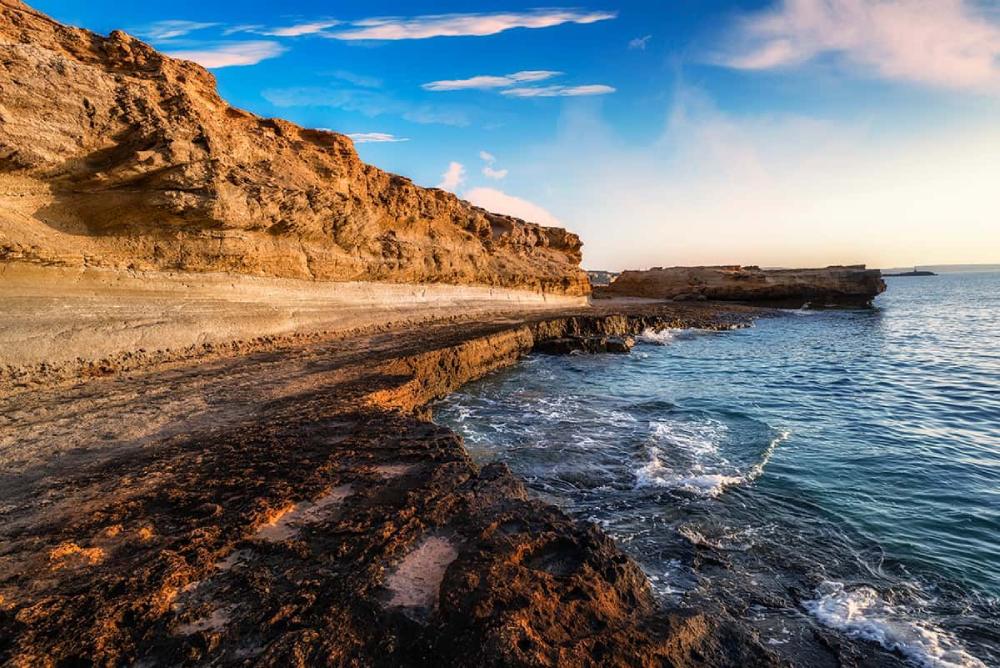 ساحل کیش دیدنی‌تر است یا قشم؟