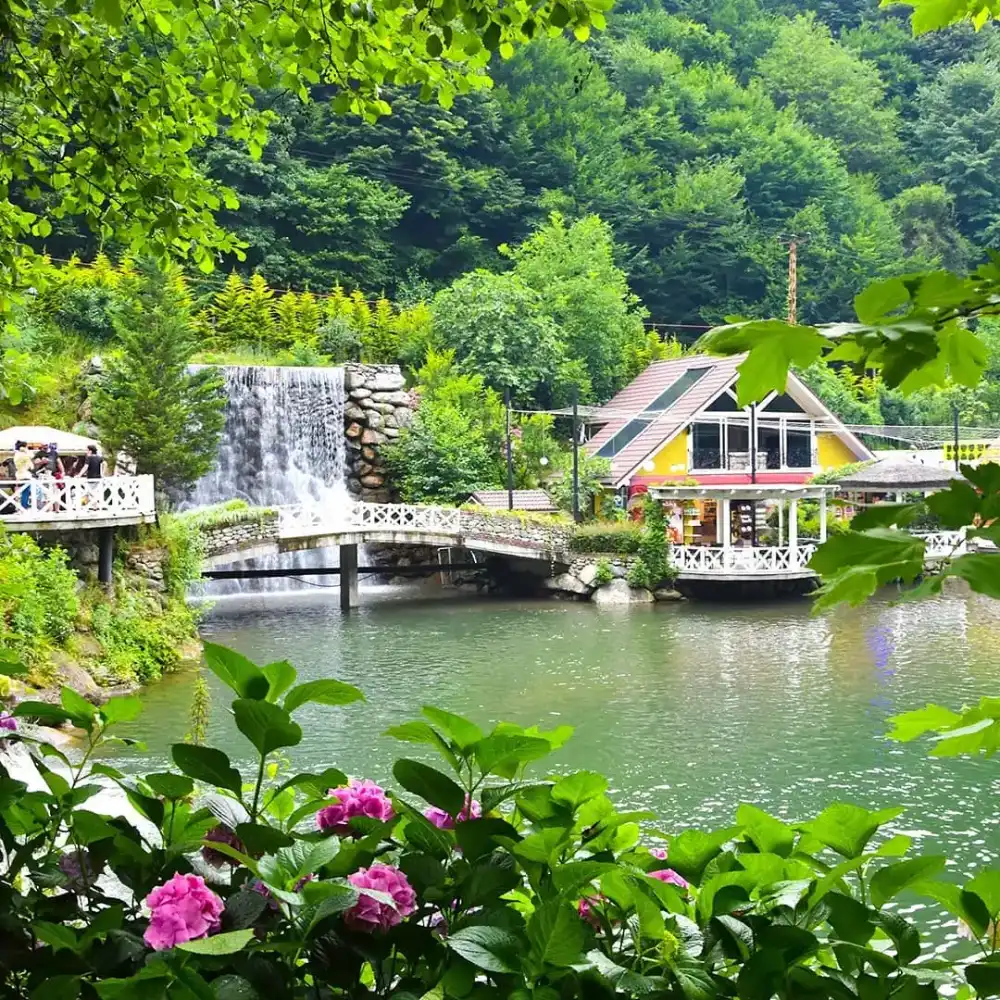 ساپانجا کجاست؟ چطور از استانبول به ساپانجا برویم؟