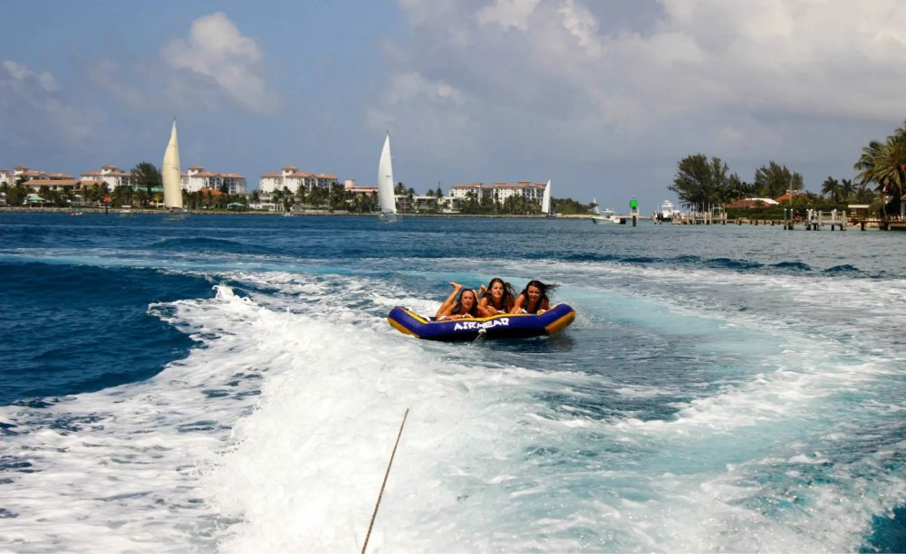 تفریحات پالم وست بیچ