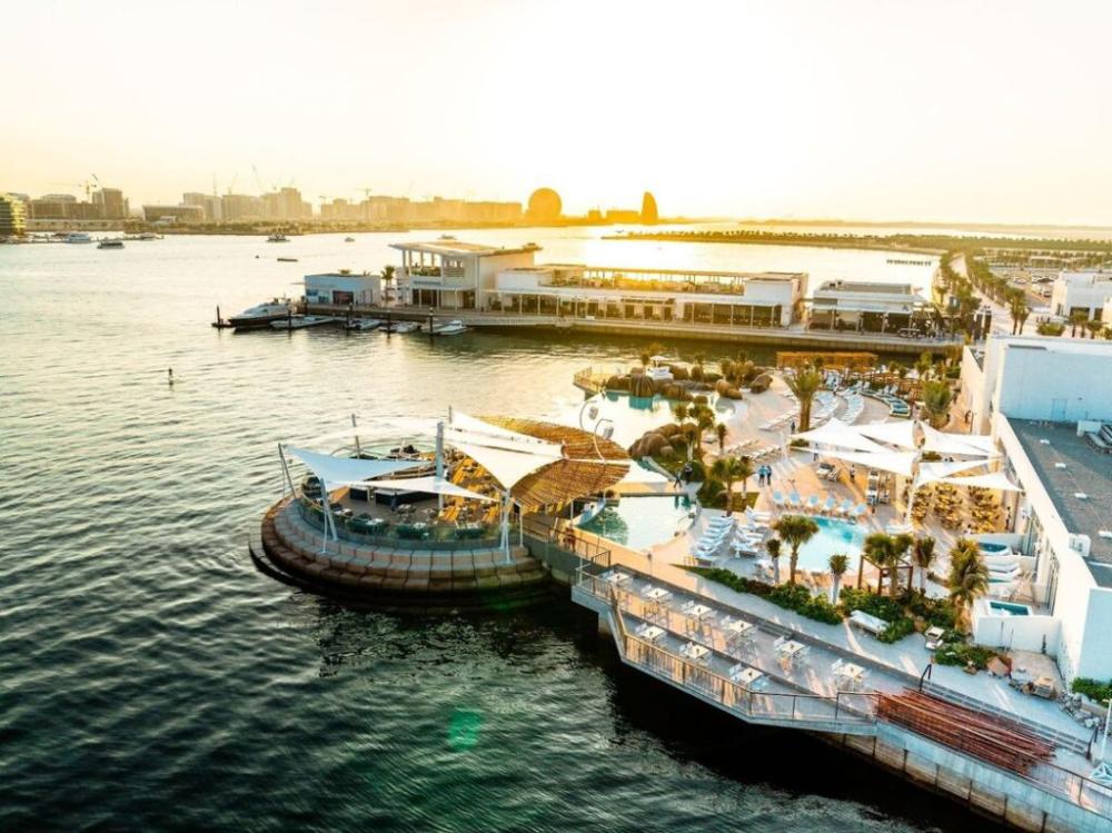 اسکله یاس بی