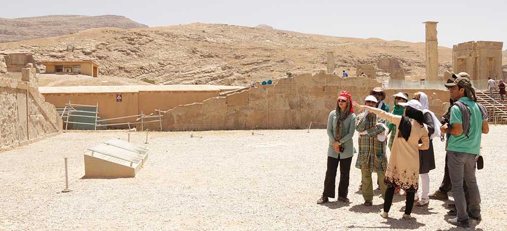 دوره بین المللی مهارت افزایی راهنمای گردشگری (HOT)