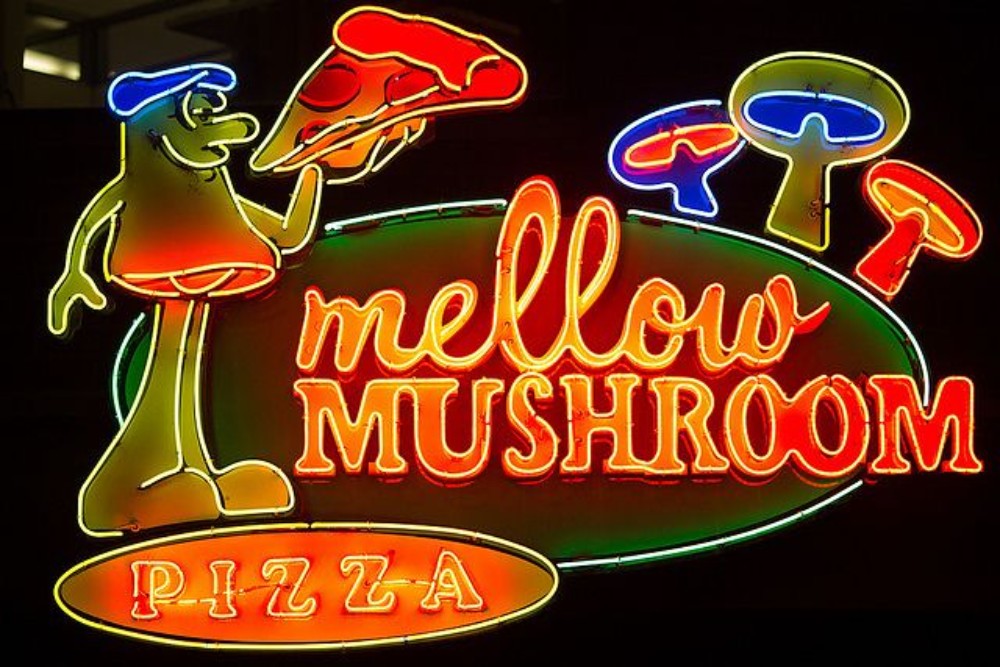 پیتزا ملو ماشروم