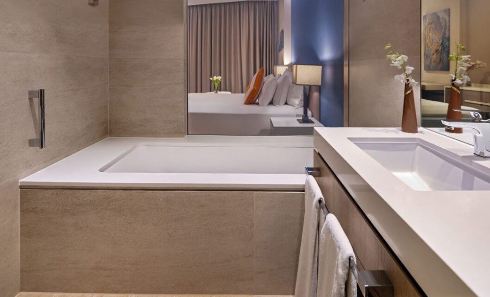 انواع اتاق ها و سوئیت های هتل جبل علی Lake View