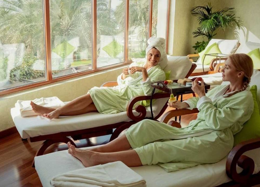 امکانات و تفریحات هتل جبل علی پالم تری کورت - اسپا