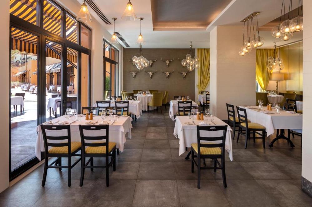 رستوران ها و خدمات پذیرایی در هتل ریکسوس باب‌البحر - رستوران Meatpoint