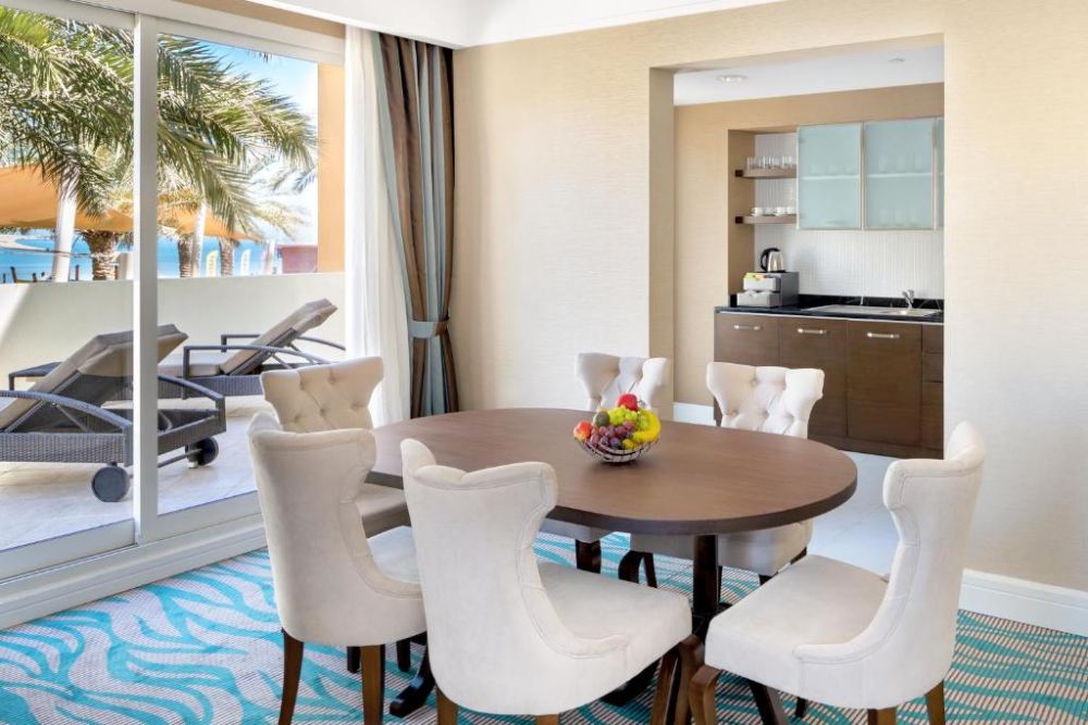 انواع اتاق‌ ها و سوئیت‌ های هتل ریکسوس باب‌البحر - سوئیت Senior سه خوابه