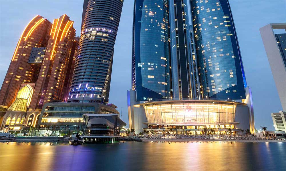 اونیو ات اتحاد تاورز؛ یک‌ تجربه خرید انحصاری 