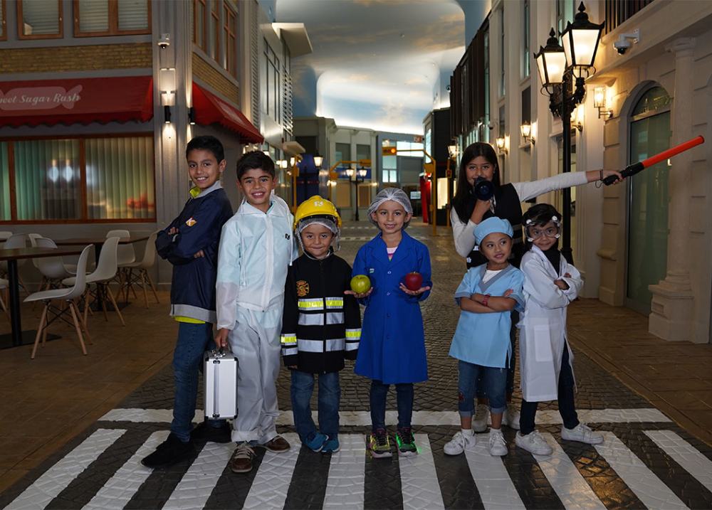 کیدزانیا؛ جهانی با مدیریت کودکان