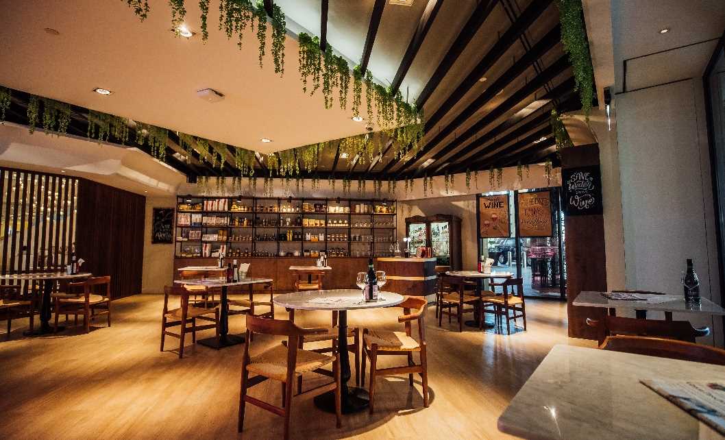 رستوران ها و خدمات پذیرایی در هتل  JA Ocean View - رستوران IL Motto