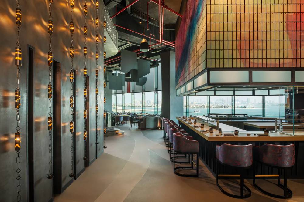 رستوران ها و خدمات پذیرایی در هتل دبلیو پالم دبی - رستوران ژاپنی Akira Back