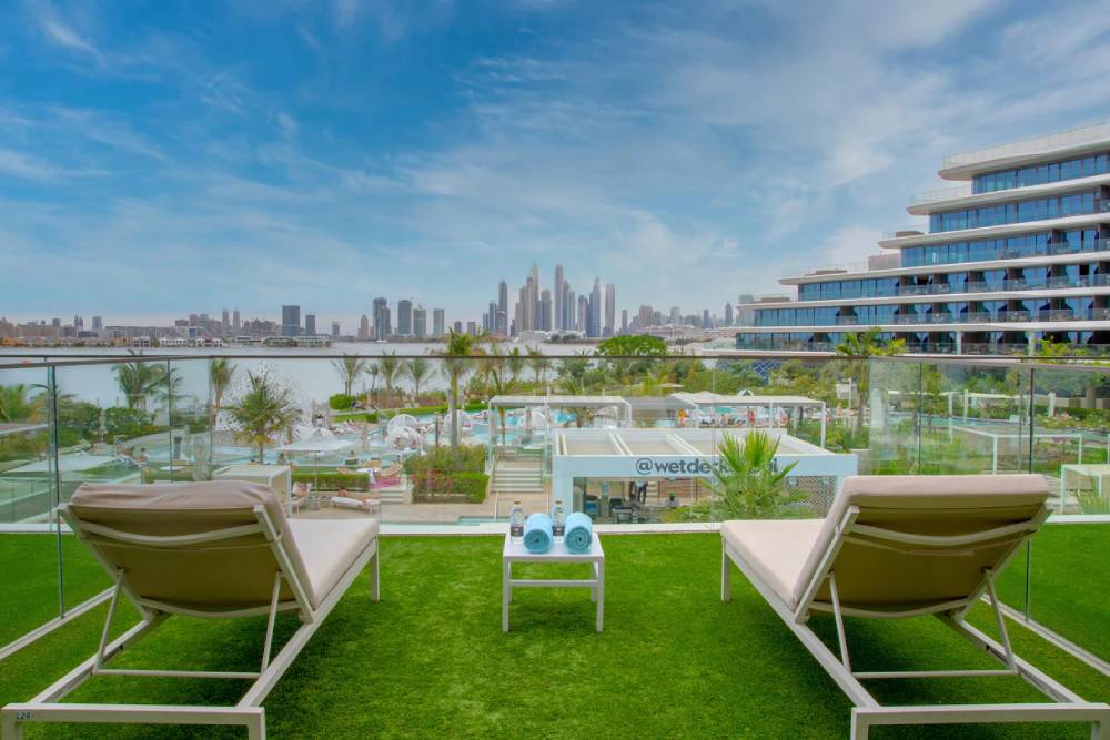 اتاق‌ ها و سوئیت‌ های هتل دبلیو پالم دبی - اتاق Spectacular Terrace 