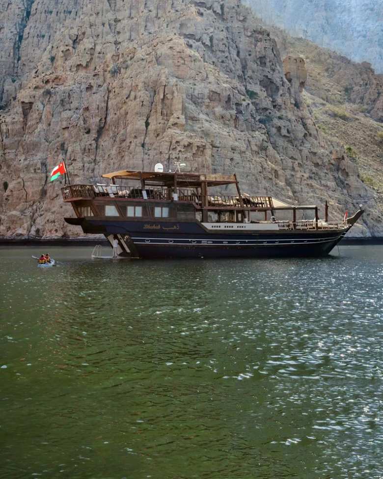 امکانات و تفریحات هتل Six Senses زیغی بی - تور کروز عربی ذهاب