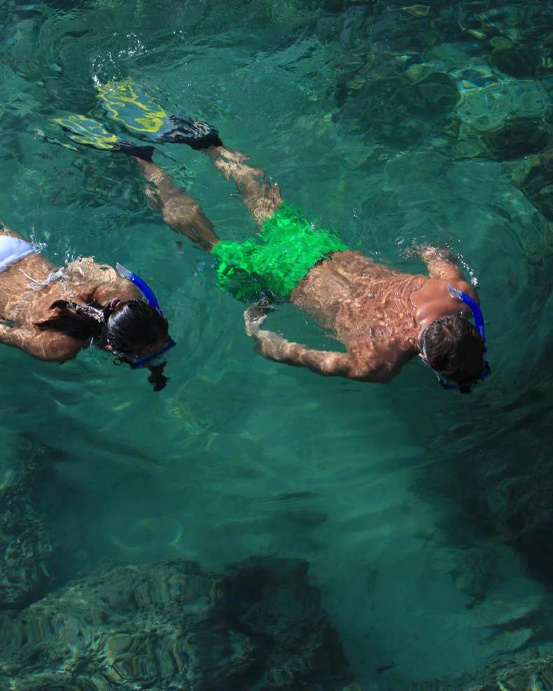 امکانات و تفریحات هتل Six Senses زیغی بی - غواصی سطحی