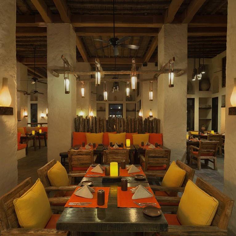 امکانات و تفریحات هتل Six Senses زیغی بی - رستوران spice market